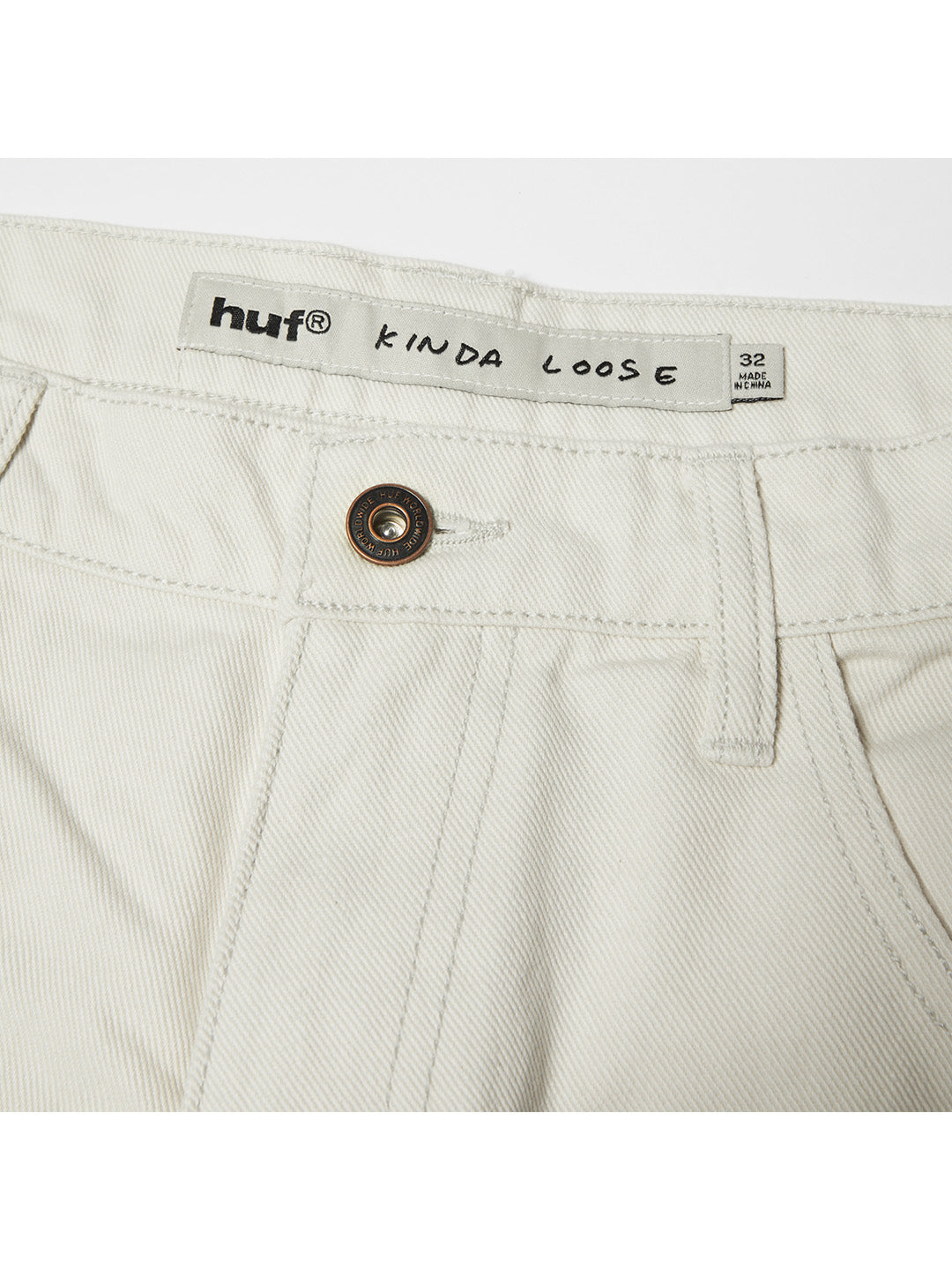 Kinda Loose Double Knee Short Cream